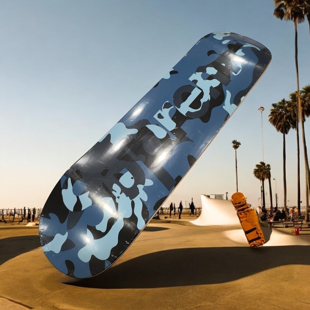 Supreme Skateboard Deck Unisex OS Blue Camo Logo FW20 Collectible Maple Wood